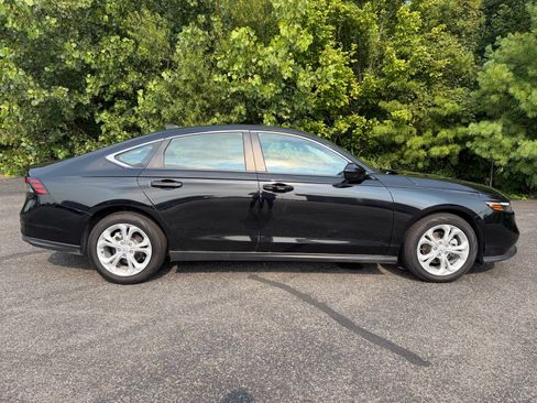 Used 2024 Honda Accord LX image 16
