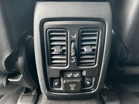 Used 2024 Dodge Durango GT AWD/4WD image 19
