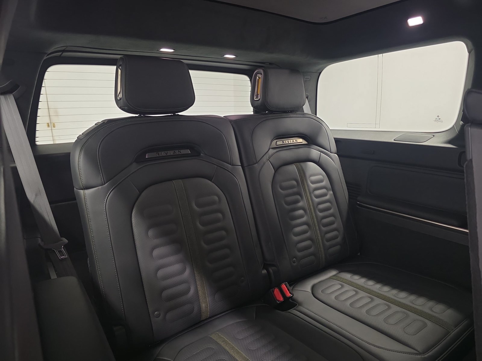 Used 2023 Rivian R1S Adventure Quad AWD/4WD image 25