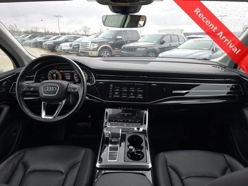 Used 2023 Audi Q7 3.0T Premium Plus w/ Premium Plus Package image 9