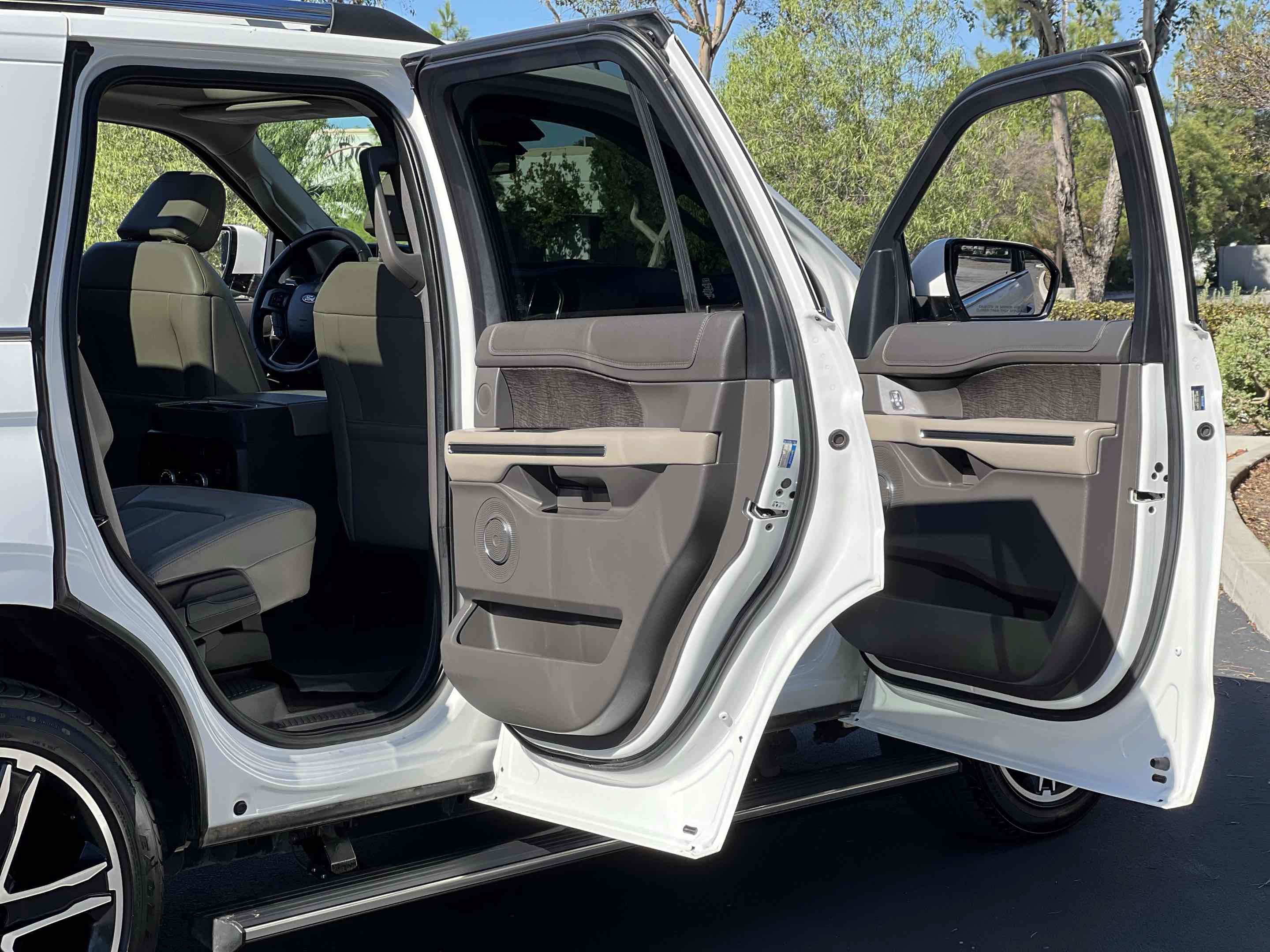 Used 2021 Ford Expedition Limited AWD/4WD image 75