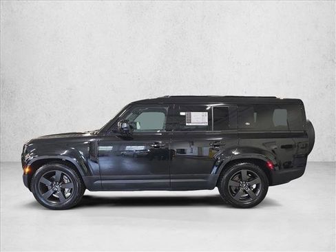 Certified 2023 Land Rover Defender 130 SE AWD/4WD image 8