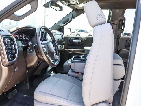 Used 2021 Chevrolet Silverado 1500 LT AWD/4WD image 17