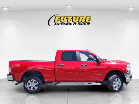 Used 2024 RAM 2500 Big Horn w/ Bed Utility Group AWD/4WD image 9