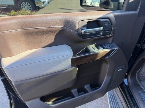 Used 2023 GMC Sierra 3500 SLT w/ SLT Premium Package image 14