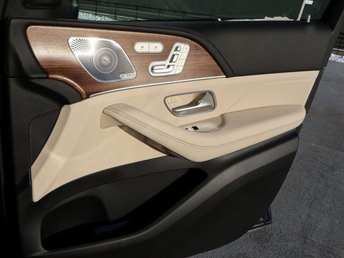 New 2026 Mercedes-Benz GLS 450 4MATIC image 13