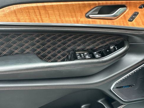 Used 2023 Jeep Grand Cherokee L Summit image 11