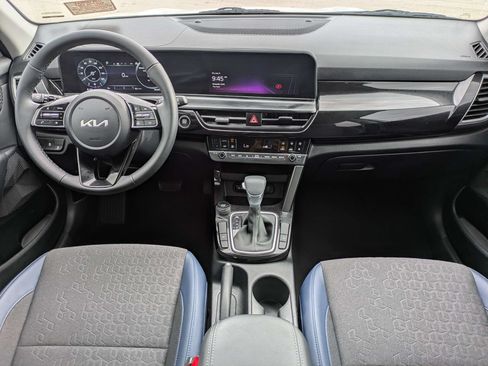 Certified 2024 Kia Seltos S FWD image 17