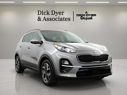 Used 2022 Kia Sportage EX w/ EX Technology Package image 1