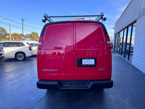 Used 2015 GMC Savana 3500 image 4
