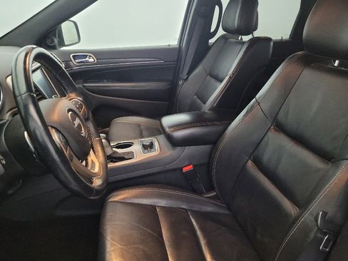 Used 2017 Jeep Grand Cherokee Limited image 17