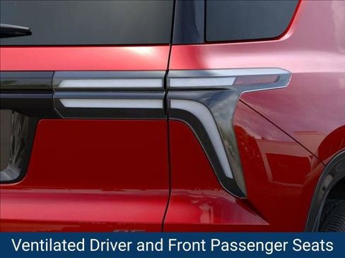 New 2026 Chevrolet Traverse RS image 12