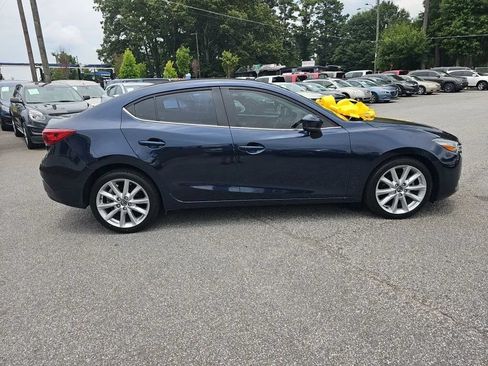 Used 2017 MAZDA MAZDA3 Touring FWD image 6