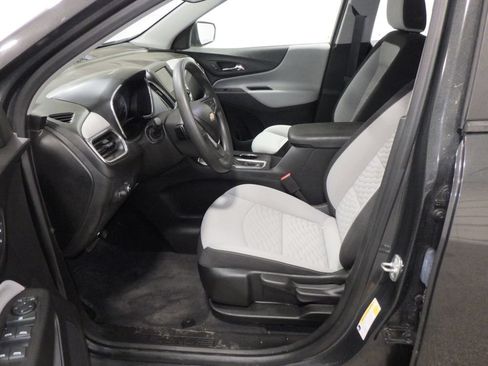 Used 2020 Chevrolet Equinox LS w/ LPO, Floor Liner Package FWD image 8