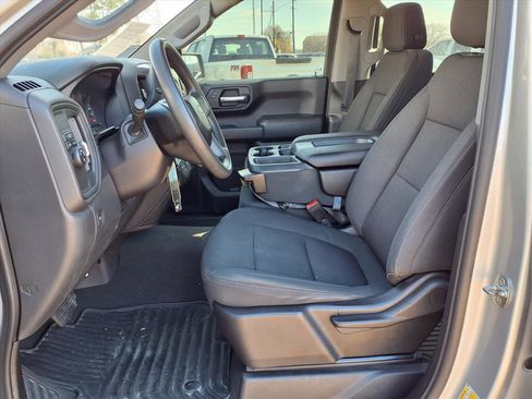 Used 2021 Chevrolet Silverado 1500 Custom image 16