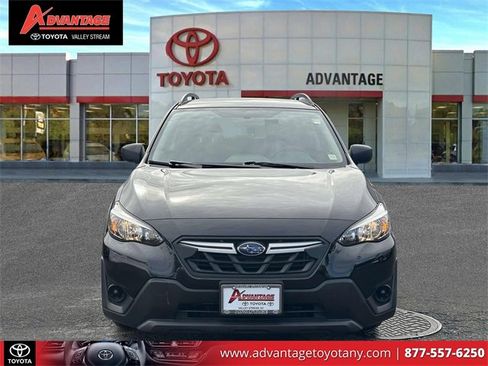 Used 2023 Subaru Crosstrek 2.0i image 2