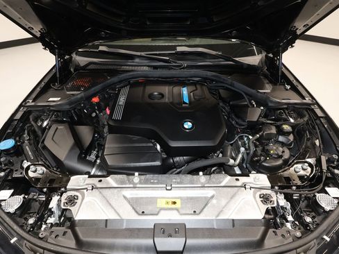 Used 2022 BMW 330e xDrive w/ Convenience Package image 31
