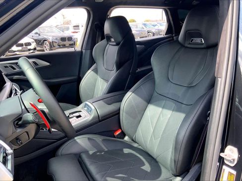Used 2025 BMW XM image 7