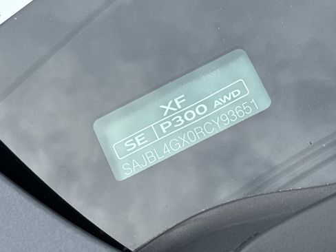 Used 2024 Jaguar XF R-Dynamic SE image 29