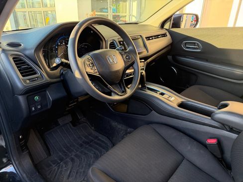 Used 2016 Honda HR-V EX image 12