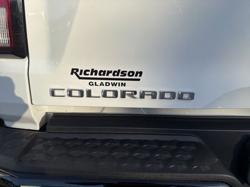 Certified 2024 Chevrolet Colorado Z71 w/ Z71 Convenience Package 2 image 13