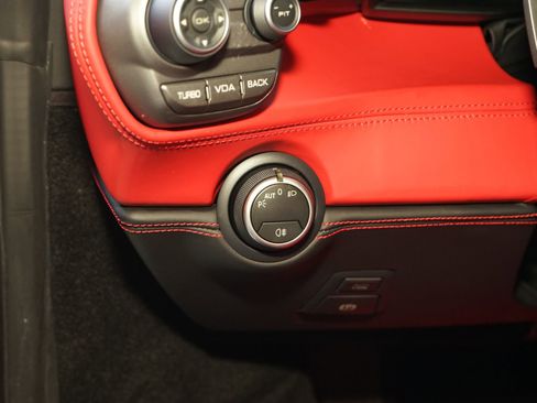 Used 2017 Ferrari 488 GTB Base image 21