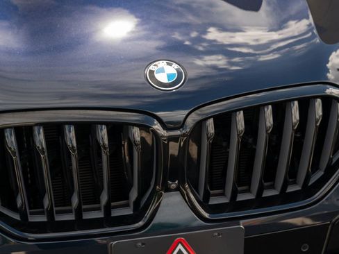 Used 2023 BMW X6 xDrive40i w/ M Sport Package AWD/4WD image 6