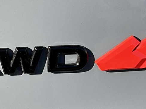 Used 2026 Nissan Rogue SV image 10