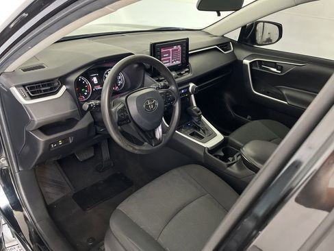 Used 2021 Toyota RAV4 XLE FWD image 26