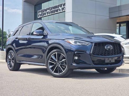 Used 2023 INFINITI QX50 Sport AWD/4WD image 2