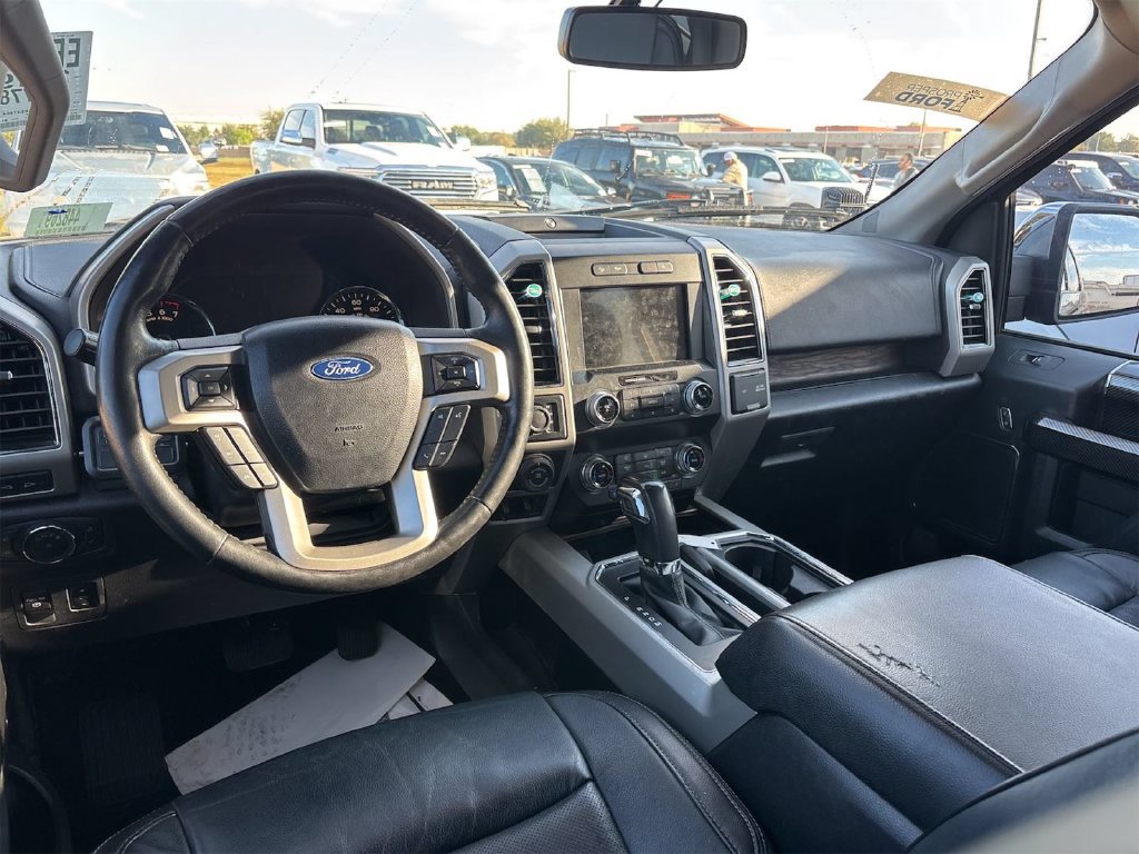 Used 2019 Ford F150 Lariat w/ Equipment Group 502A Luxury AWD/4WD image 8