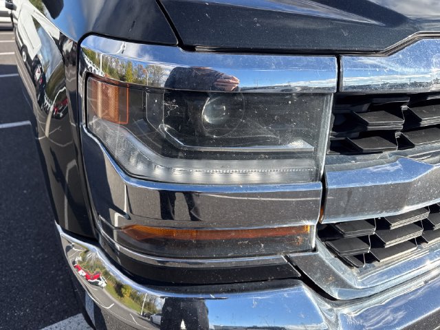 Used 2018 Chevrolet Silverado 1500 LT AWD/4WD image 12