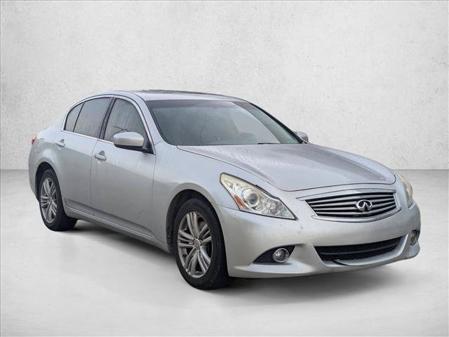 Used 2015 INFINITI Q40 AWD w/ Navigation Package image 3