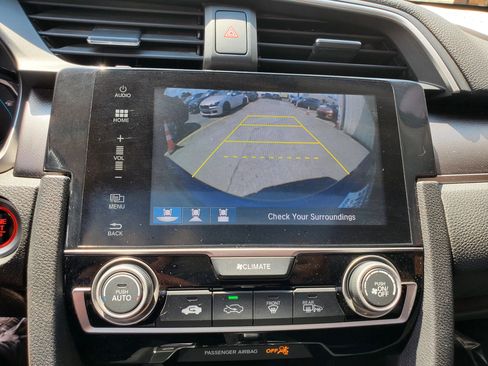 Used 2017 Honda Civic EX image 3