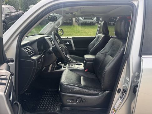 Used 2014 Toyota 4Runner Trail Premium AWD/4WD image 11