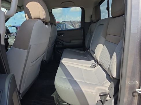 Used 2022 Nissan Frontier SV w/ Technology Package AWD/4WD image 14