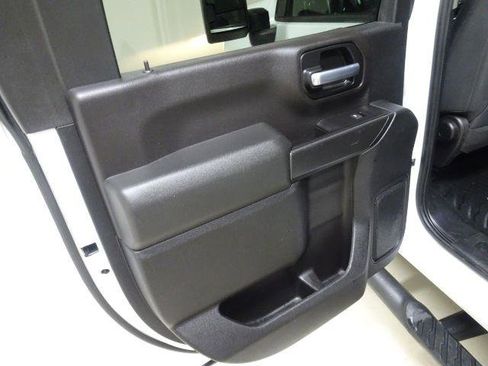 Used 2020 Chevrolet Silverado 2500 LT AWD/4WD image 42
