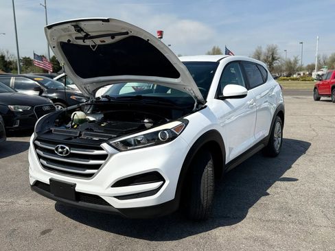 Used 2018 Hyundai Tucson SE image 31