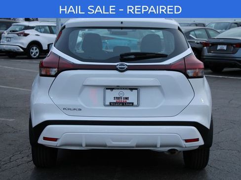 Certified 2025 Nissan Kicks Play S image 9
