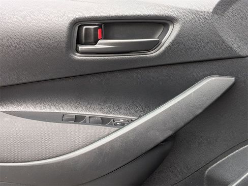 Used 2025 Toyota Corolla LE image 13