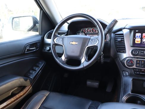 Used 2020 Chevrolet Tahoe LT RWD image 15
