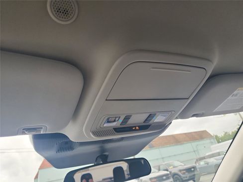 New 2026 Ford Explorer Active RWD image 32