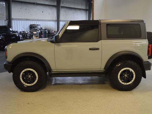 Used 2023 Ford Bronco Big Bend w/ Sasquatch Package AWD/4WD image 6