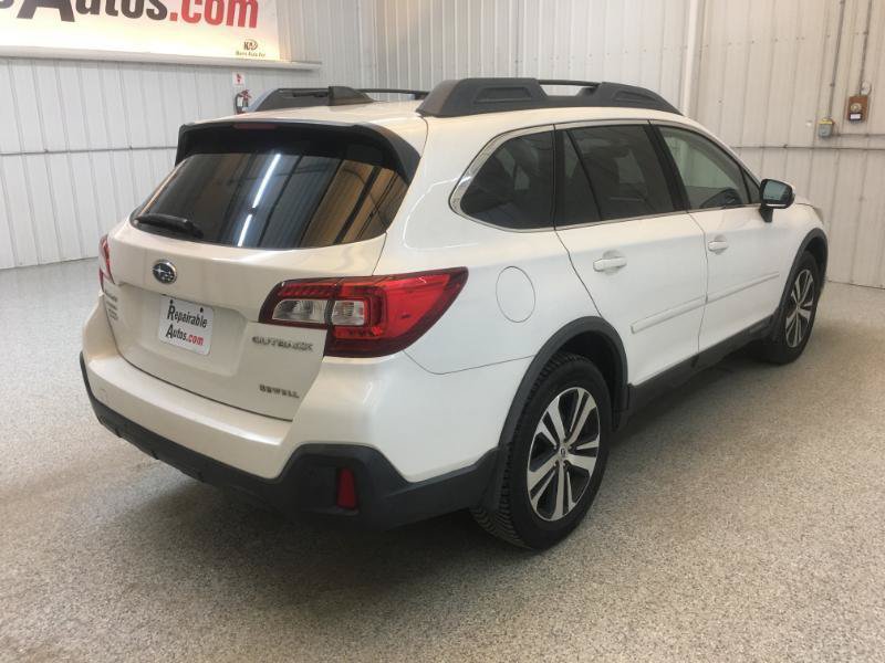 Used 2018 Subaru Outback 2.5i Limited AWD/4WD image 4