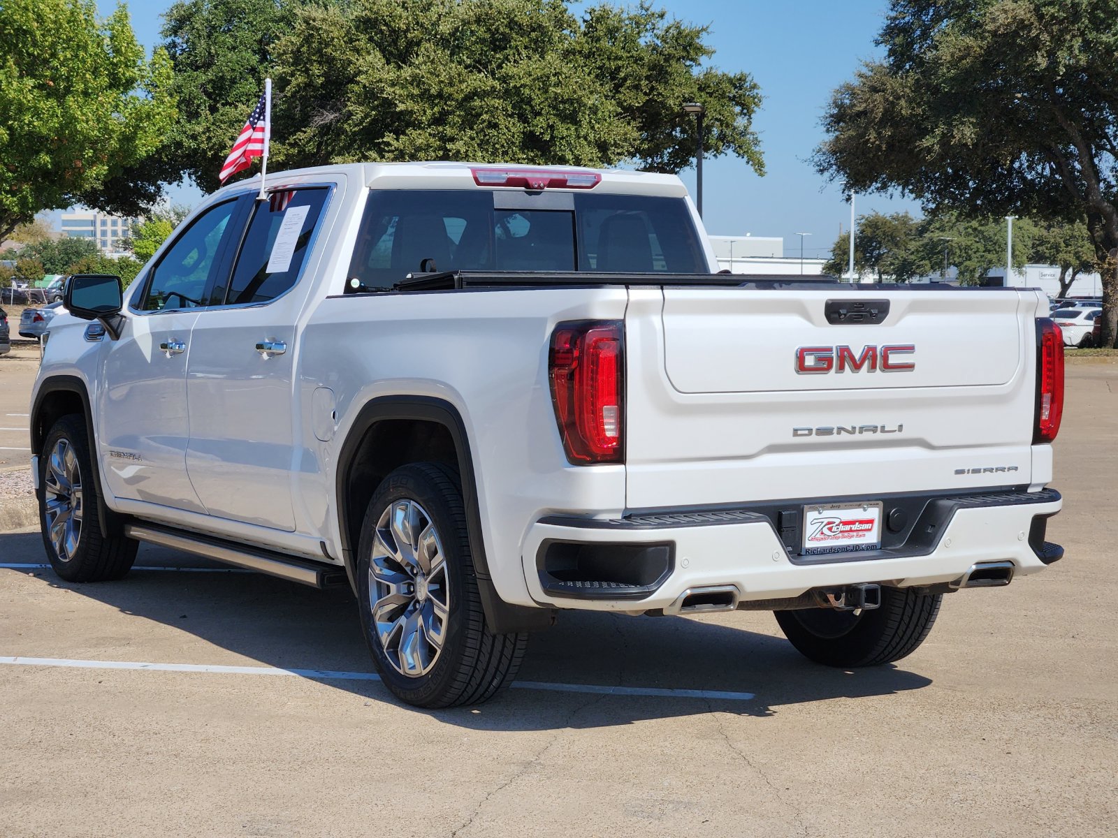 Used 2023 GMC Sierra 1500 Denali w/ Denali Reserve Package AWD/4WD image 4