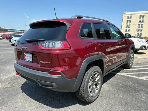 Used 2020 Jeep Cherokee Trailhawk w/ Cold Weather Group AWD/4WD image 5