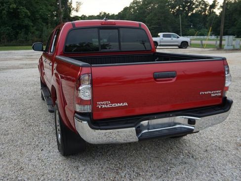 Used 2012 Toyota Tacoma PreRunner image 11