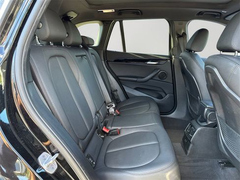 Used 2021 BMW X1 xDrive28i w/ Convenience Package image 13