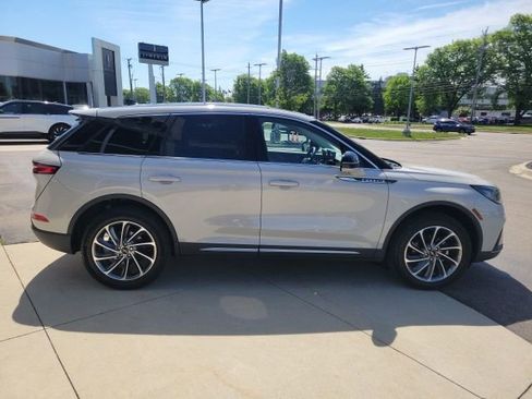 Certified 2024 Lincoln Corsair AWD w/ Equipment Group 101A image 2