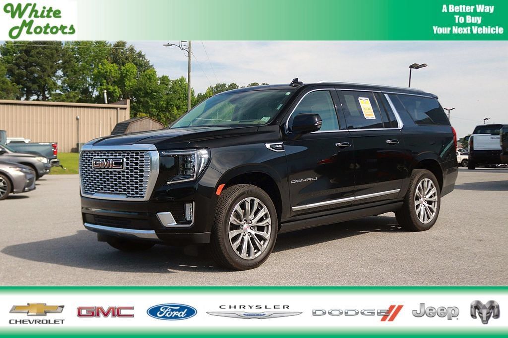 Used 2021 GMC Yukon XL Denali w/ Denali Premium Package AWD/4WD image 1
